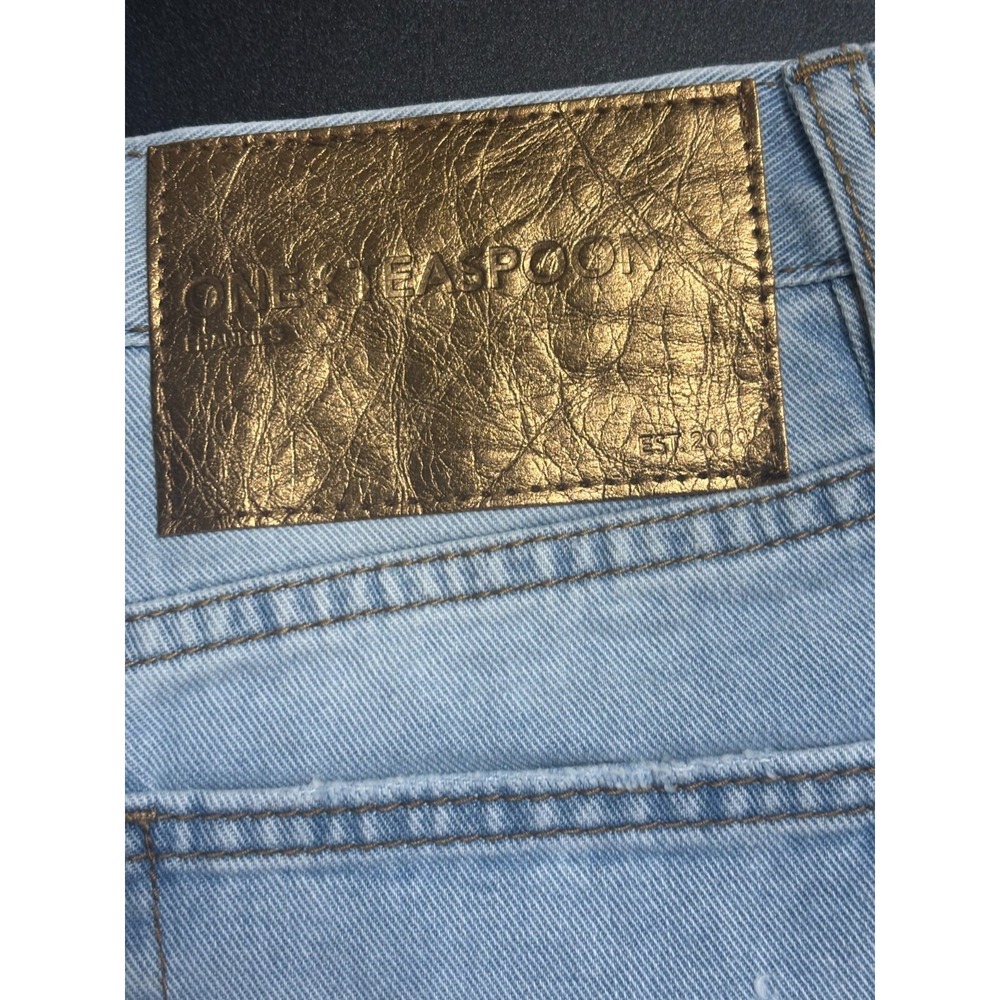 One Teaspoon NWOT Bermuda Shorts Blue Denim 100% Cotton Distressed Zip Fly Sz 22 - Picture 3 of 5